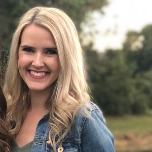 Meet your Posher, Hannah